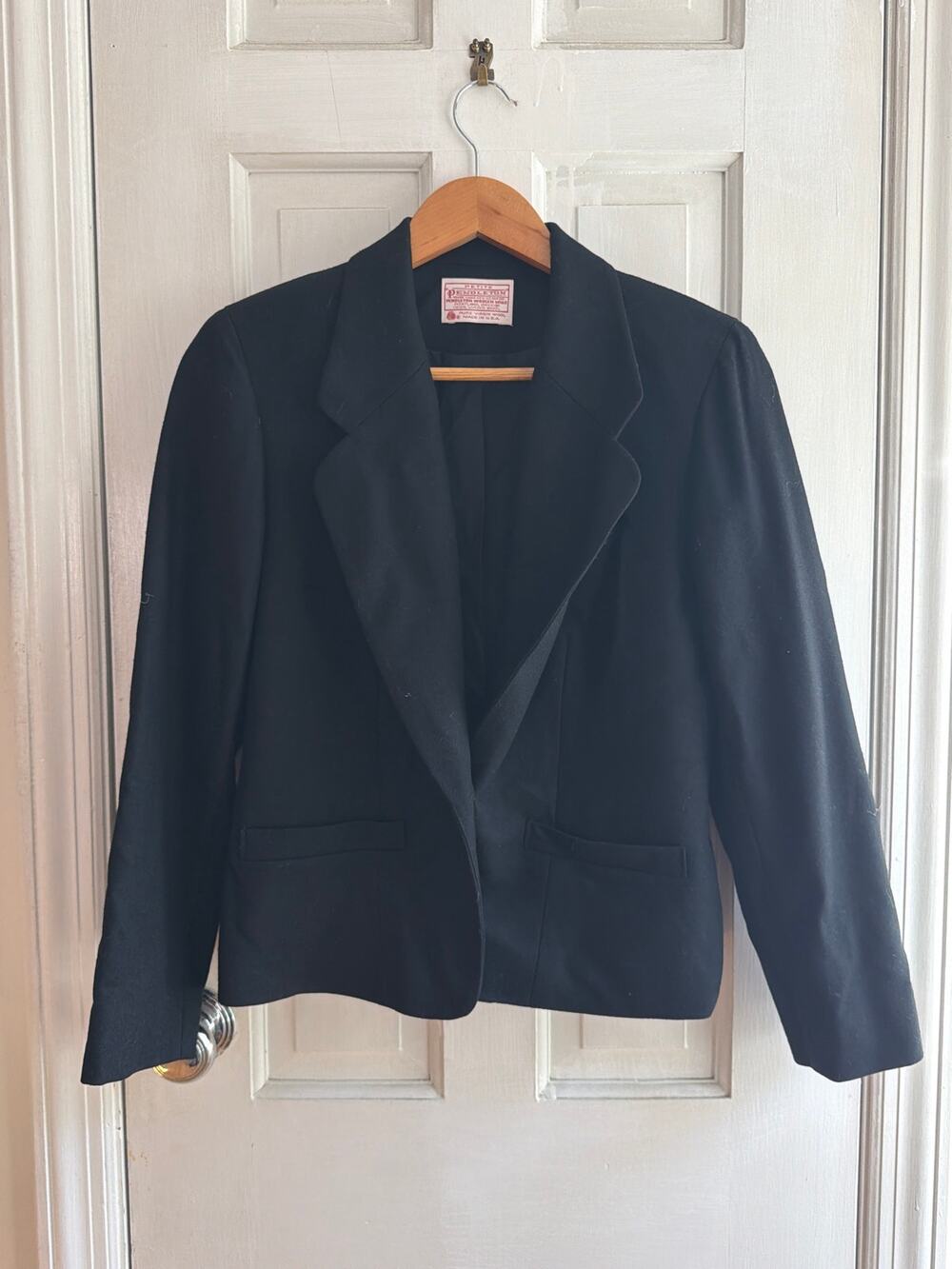 Vintage Petite Pendleton Black 100% Virgin Wool Single Button Blazer 4